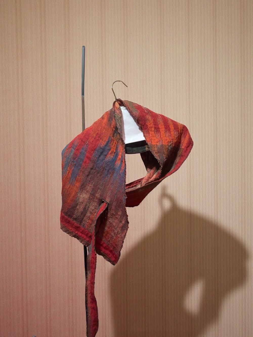 🐶Multi-Tone Red Orange Blue Women's artisinal Scarf Wrap